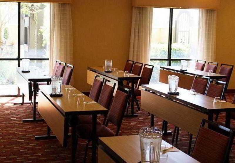 Courtyard Fort Worth West At Cityview Екстериор снимка